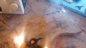 УЗОРЫ НА ДЕРЕВЕ, Выжигатель молний своими руками из микроволновки. Как сделать выжигатель