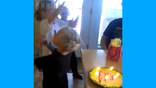 99 % Lose this TRY NOT TO LAUGH Challenge - Funniest Babies Vines.mp4 смотреть онлайн