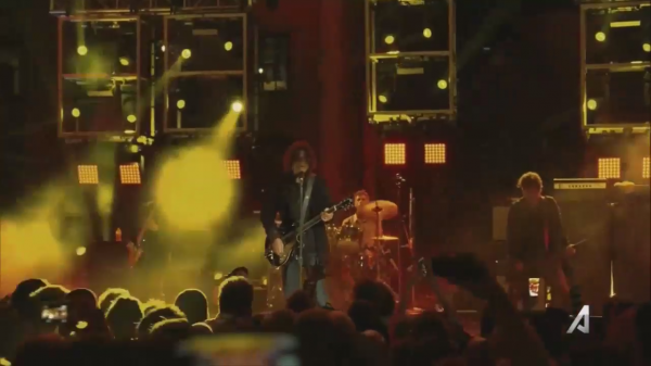 Soundgarden - My Wave [Live At Guitar Center] 2015