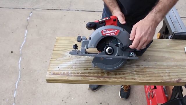 Milwaukee M18CCS55-0 18V M18 Fuel 165mm Circular Saw Body Only