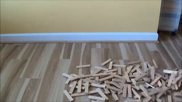 Я стелал реакцию дома и снял на камеру