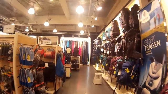 Спортивный магазин KARSTADT SPORTS Гамбург Германия Hamburg смотреть онлайн