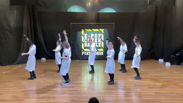 [K-POP COVER BATTLE PERFORMANCE] Stray Kids - God’s Menu (神메뉴) | dance cover by LMNTRIX смотреть онлайн