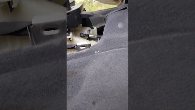 Toyota avensis Automatic gear problem the car only drive backwards,in all of the gears смотреть онлайн
