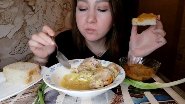 МУКБАНГ/ЧТО ТО? С КАПУСТОЙ И КУРИЦЕЙ, ЛУЧОК, ИКРА?/ЧТО ПРОИСХОДИТ⁉️ТЕПЕРЬ НЕ ЯЙЦА ДЕФИЦИТ А... ? смотреть онлайн