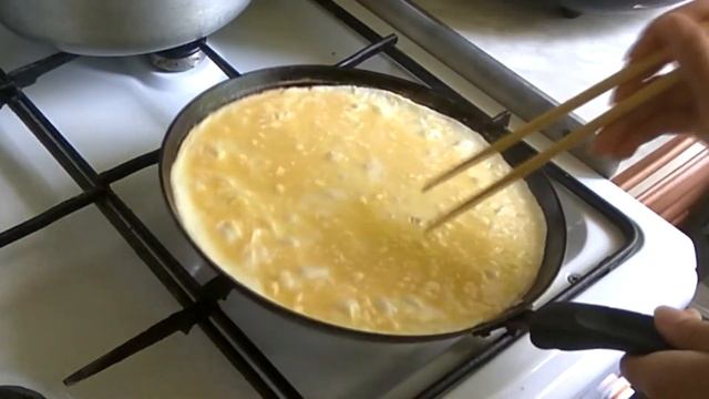 Готовим тамагояки - японский сладкий омлет смотреть онлайн