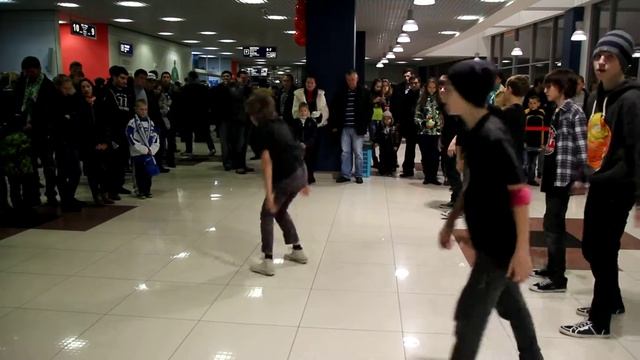 2012.12.05 Уфа-арена, студия-брейк-данса "Sense of life" смотреть онлайн