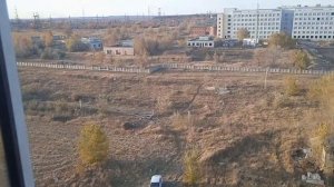 Новый лифт с громким двигателем. (176)