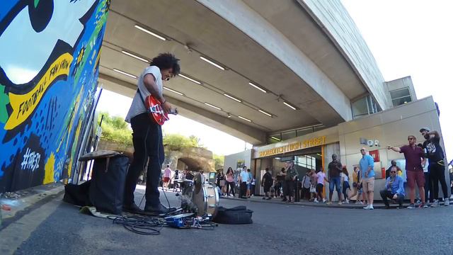 VOODOO CHILE (SLIGHT RETURN) смотреть онлайн