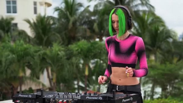 Miss Monique - Best of 2023 Melodic Techno & Progressive House DJ Mix Miami Beach
