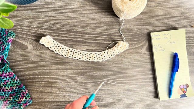 Weekly Journal: Experimenting with Anatomical Neckline Shapes | Crochet Project Update смотреть онлайн