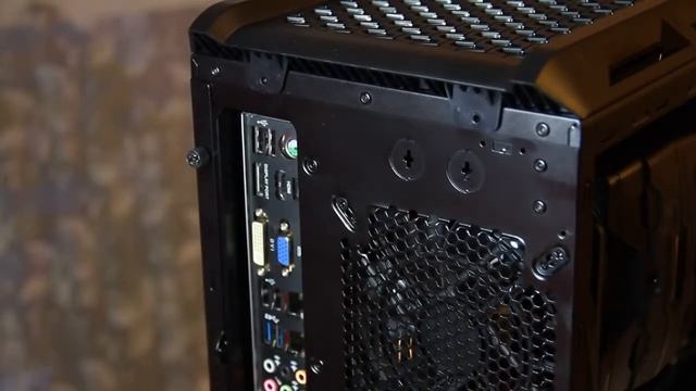 Cougar Evolution Full Tower смотреть онлайн