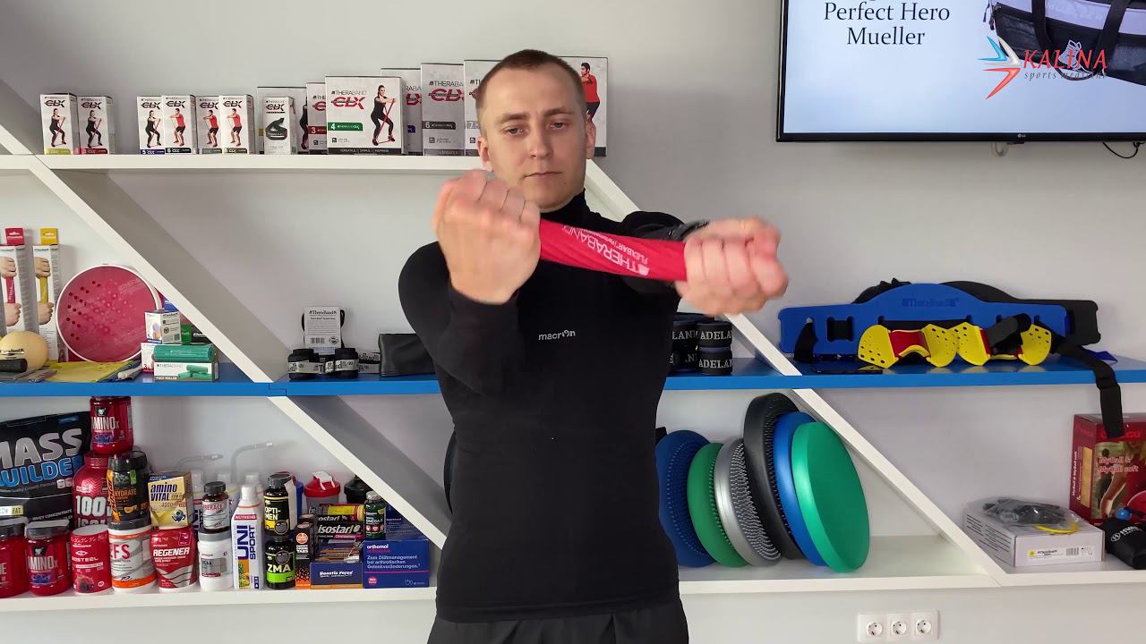 Упражнение при «Локте хоккеиста» с FLEX BAR Thera-Band смотреть онлайн