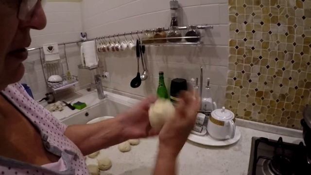 Серия 4. Учимся готовить национальное блюдо Кабардино-Балкарии - хычины смотреть онлайн