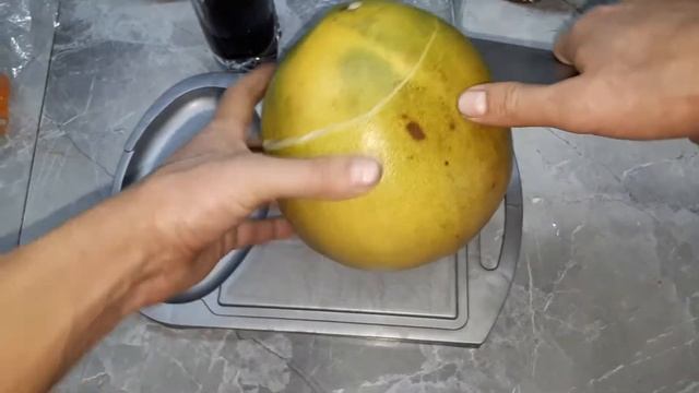 Как почистить памелу фрукт!!!! Правильная подготовка к чистке!!! смотреть онлайн