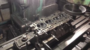 Ремонт гбц ВАЗ 21126 (притирка клапанов , замена колпачков, сальников,как наложить лактаит