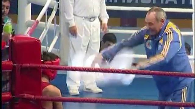 Данияр Елеусинов vs Алмазбек Алибеков 64кг.avi смотреть онлайн