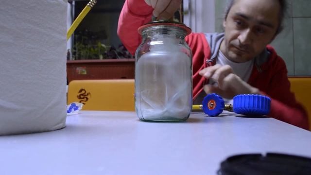 Опыты с вакуумом: ПАКЕТ смотреть онлайн