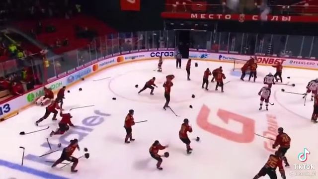 ава чемпион смотреть онлайн