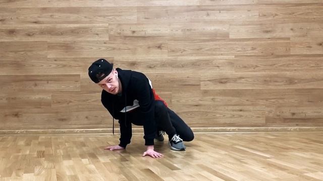 Как Научиться Делать БЕБИ ФРИЗ | How To Do The Baby Freeze | Hip-Hop Breakdance moves смотреть онлайн