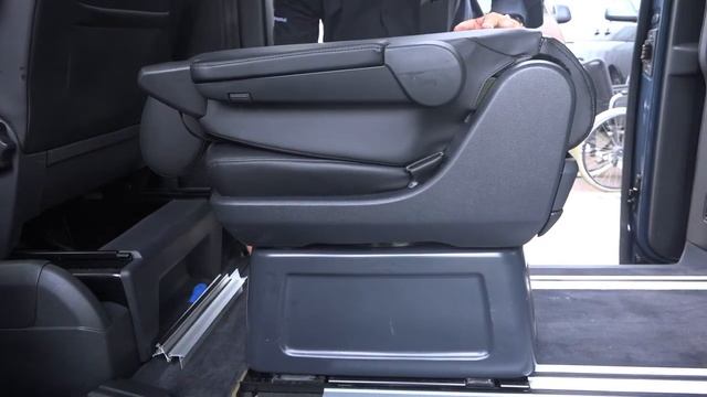How to remove and replace a single captain seat and bench seat in a Volkswagen Caravelle смотреть онлайн