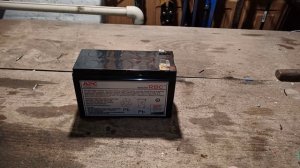 Восстановление не обслуживаемого свинцового аккумулятора от ИБП. Часть 1