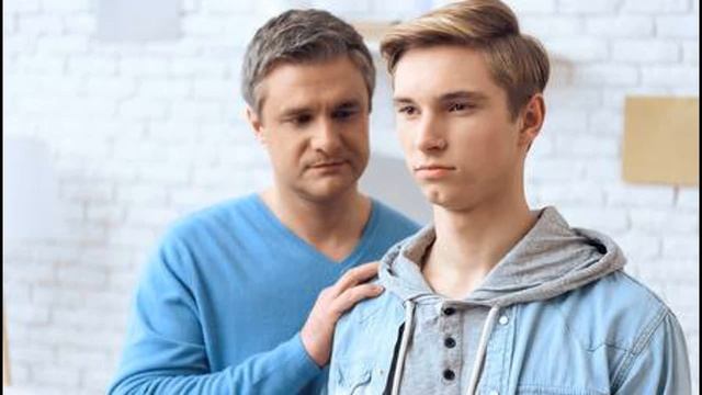 Сын-школьник ударился в религию. Я не против веры, но боюсь, что это обернётся лишь против нас смотреть онлайн