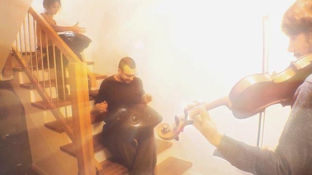 Mandàra - Federkleid | two handpans & violin | in real 3D for headphones смотреть онлайн