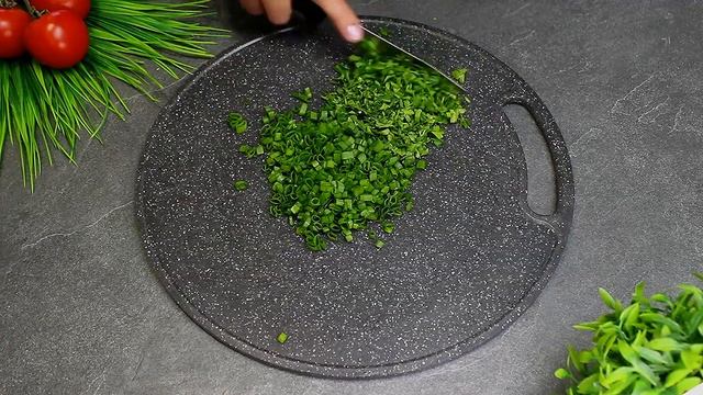 Улётный салат из молодой капусты! Без майонеза, с интересной заправкой: так он получается вкуснее! смотреть онлайн