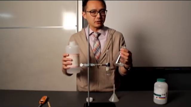 Hydrogen gas popping test by HCl and Zinc in a single displacement reaction смотреть онлайн