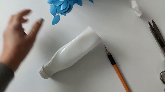 У меня даже бутылочка от геля для стирки не пропадёт. Покажу, что я из неё смастерила смотреть онлайн