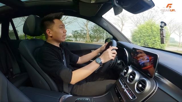 Mercedes GLC 300 giờ này? Không quá hay, nhưng ngôi vị khó lung lay | GearUp Flash Review смотреть онлайн