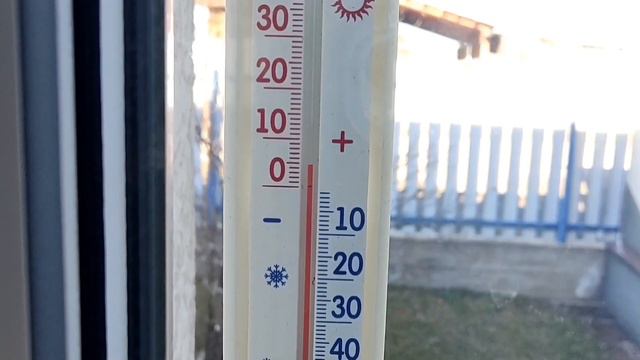 Защищаем рассаду в теплице от весенних  заморозков.10 мая. Привет из Сибири!