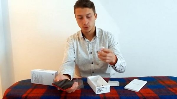 Samsung A10 - распаковка. Попробуй офигеть.