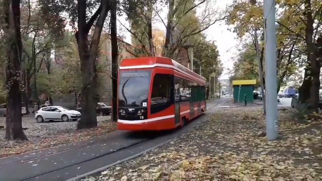 В Таганроге после реконструкции запустили трамвай номер 4. смотреть онлайн