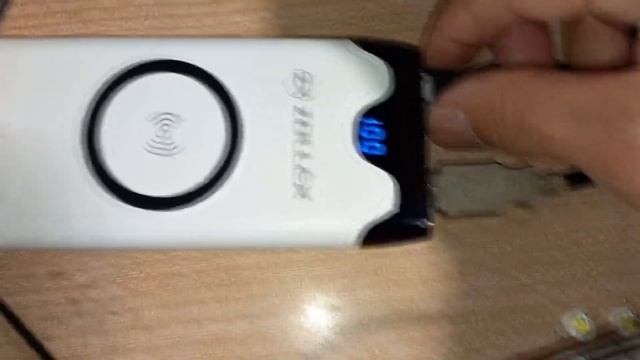 Как обмануть повербанк и сделать из него светодиодный светильник. смотреть онлайн