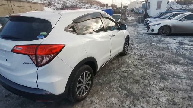 КРАТКИЙ ВИДЕООБЗОР HONDA VEZEL 2014 ГОДА, ДВС 1500 СС, ПРИВОД 4 ВД смотреть онлайн