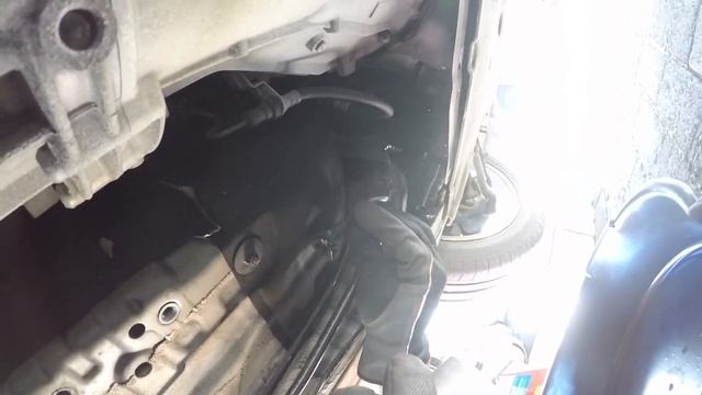 BMW 320 D Fuel Filter F30 F31 Replacement смотреть онлайн
