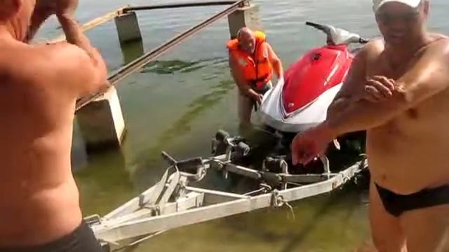 Сцепление Аква Мотоцикла Тащим на сушу