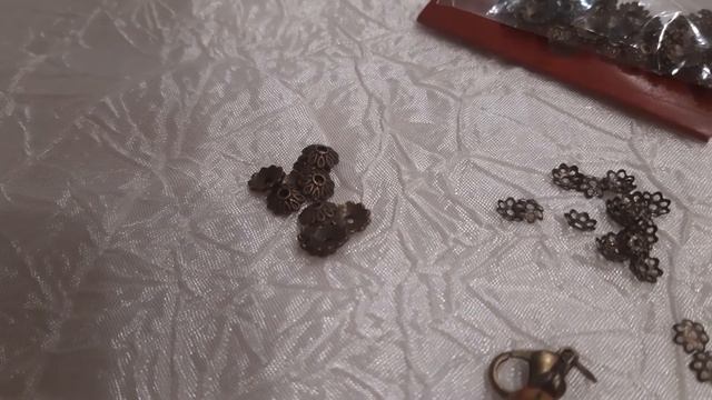 Переделки украшений. браслет и бусы. смотреть онлайн