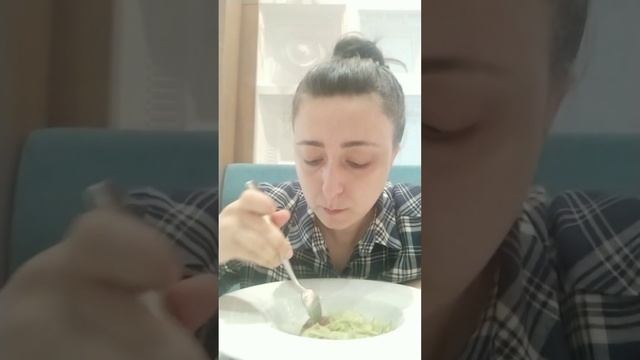 На Обед- ?Суп, ?Наггетсы, Лапша ? с ? и соусом Песто, Лимонад Маракуйа ?