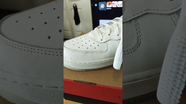 Air Force 1 Mid Color of the month Summit White unboxing no commentary смотреть онлайн
