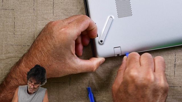 Replace The Battery and CPU Fan in Your HP Pavilion Laptop [15 Inch series] смотреть онлайн