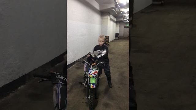 Kayo Mini KMB 10/10 Суперобзор смотреть онлайн