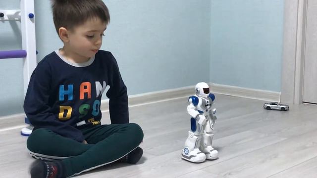 Smart Bot Robot ( Смарт Бот Робот) от XTREM BOTS смотреть онлайн