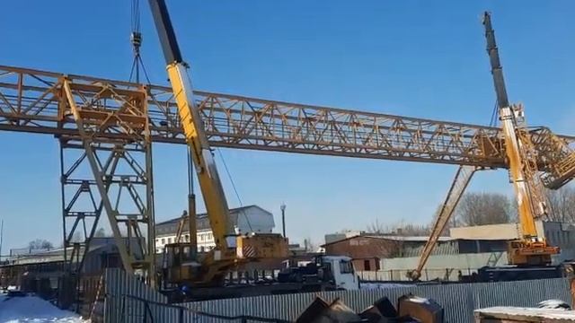 Демонтаж козлового крана автокранами 50 тонн и 70 тонн смотреть онлайн