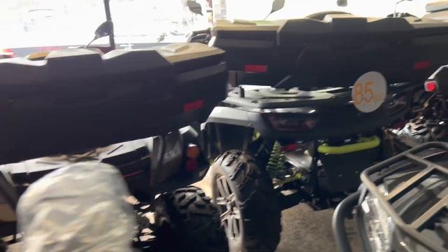 Motocykl Renegade Commando 125CC chłodzony cieczą - prezentacja #salon2kolka смотреть онлайн