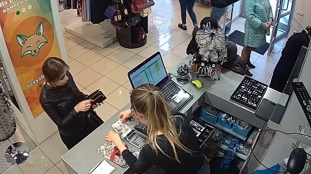 Попытка обмана кассира - цыганский способ смотреть онлайн