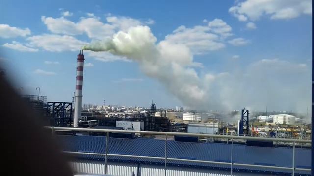 МНПЗ  выброс сероводорода