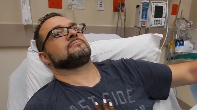 Erik Cut Off His Fingertip!😱 | Black and Natural in Jerusalem #206 смотреть онлайн